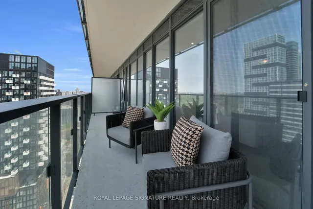 Additional image 19 of 47 Mutual St Unit 3104