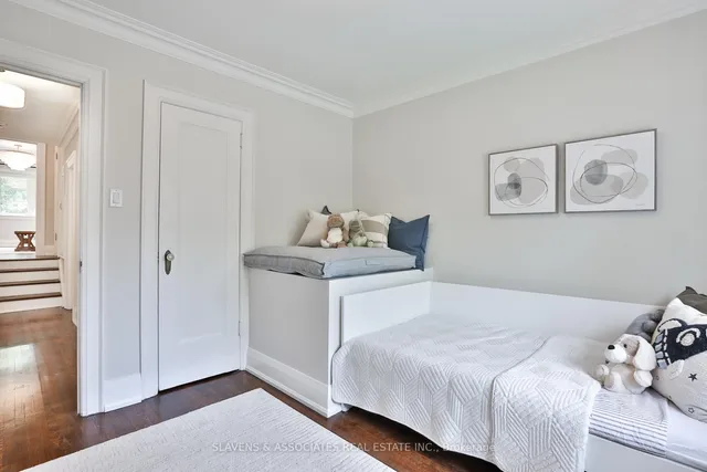 Additional image 34 of 317 Richview Ave