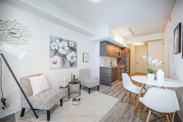 Additional image 9 of 28 wellesley St Unit 1805