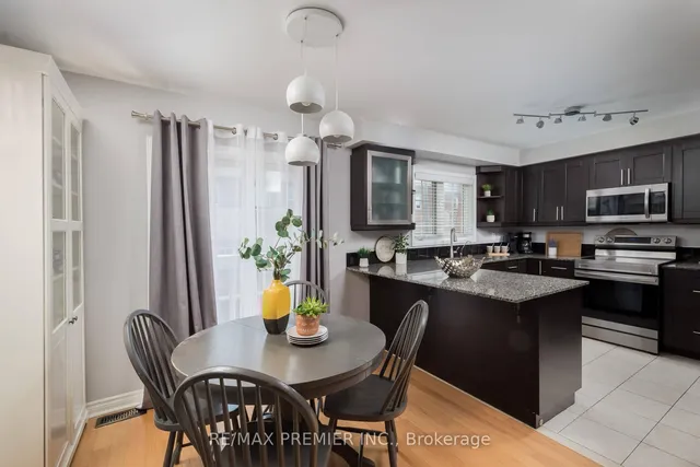 Additional image 13 of 365 Murray Ross Pkwy Unit 28