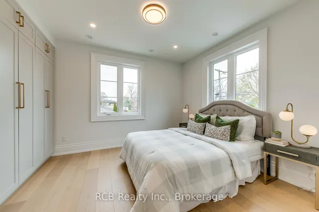 Additional image 33 of 452 Rothesay Pl