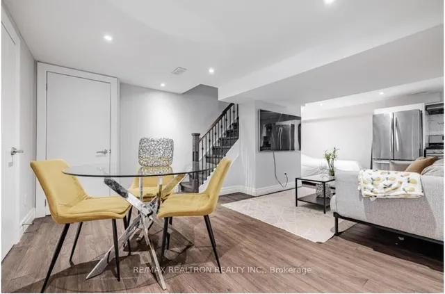 Additional image 20 of 8 Glenelia Ave