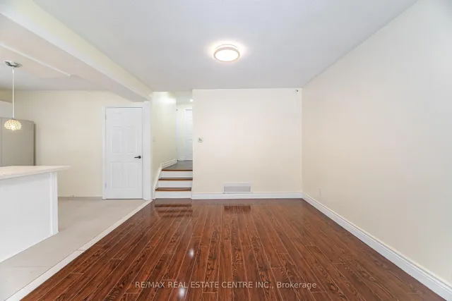 Additional image 12 of 96 Fallingdale Cres