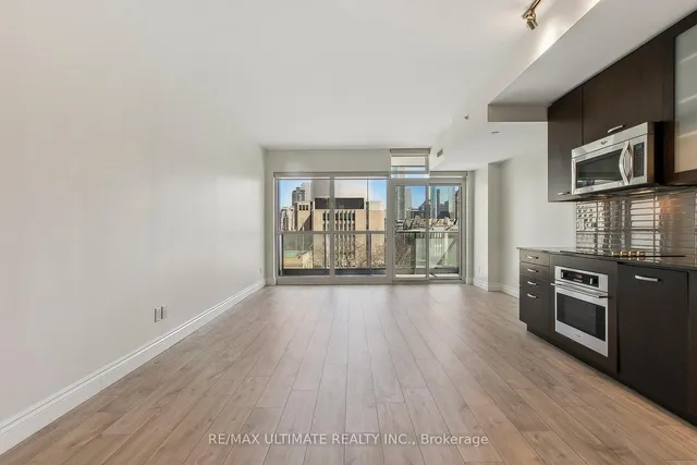 Additional image 31 of 210 Simcoe St Unit 611