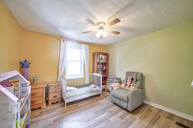 Additional image 26 of 260 King St