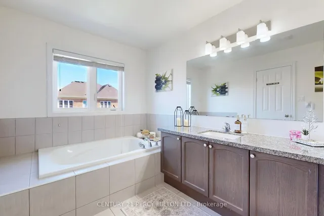 Additional image 20 of 4 Munch Pl