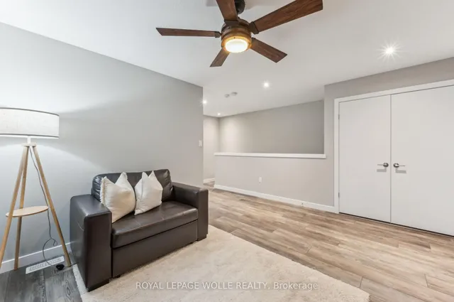 Additional image 22 of 946 Robert Ferrie Dr