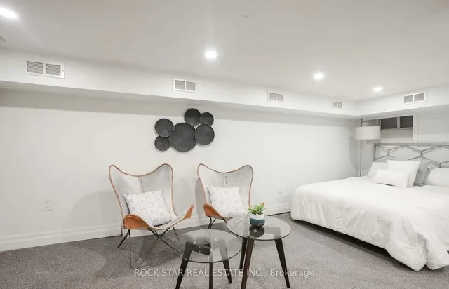 Additional image 19 of 115 Balsam Ave