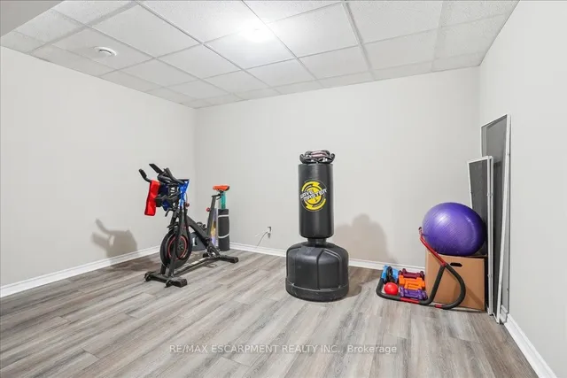 Additional image 28 of 208 Mohawk Rd