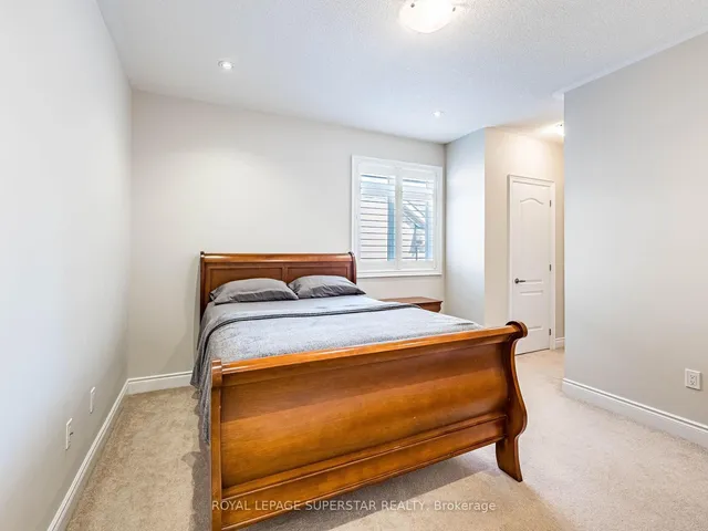 Additional image 25 of 28 Elbern Markell Dr