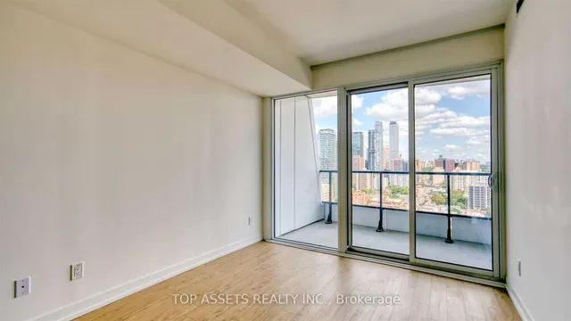 Additional image 5 of 85 Wood St Unit 2607