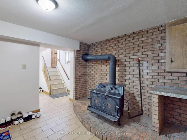 Additional image 40 of 31 Charrington Cres