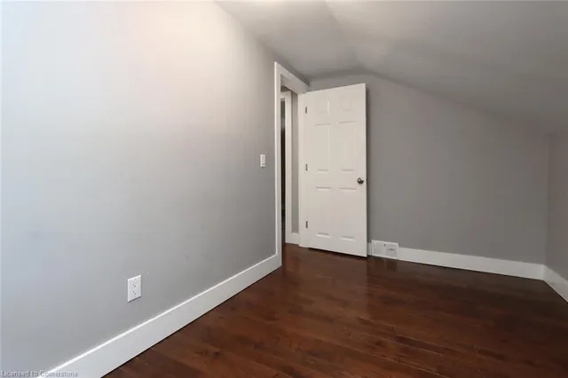 Additional image 27 of 121 Brock St