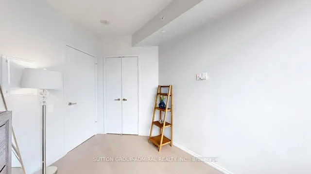 Additional image 34 of 45 Charles St Unit 2912