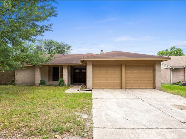 8803 Enchanted Forest Dr, Houston, TX 77088