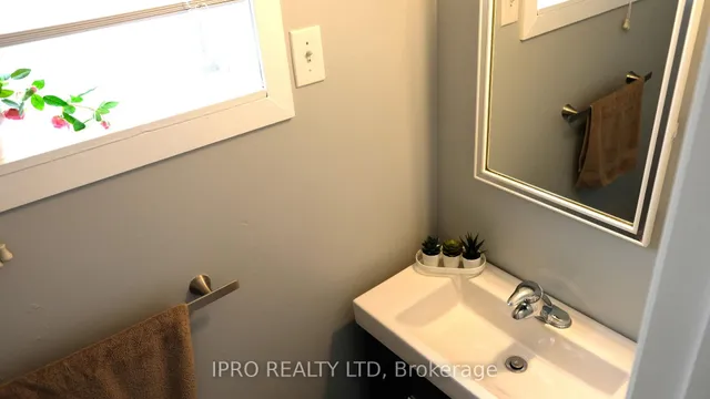 Additional image 23 of 120 Hansen Rd