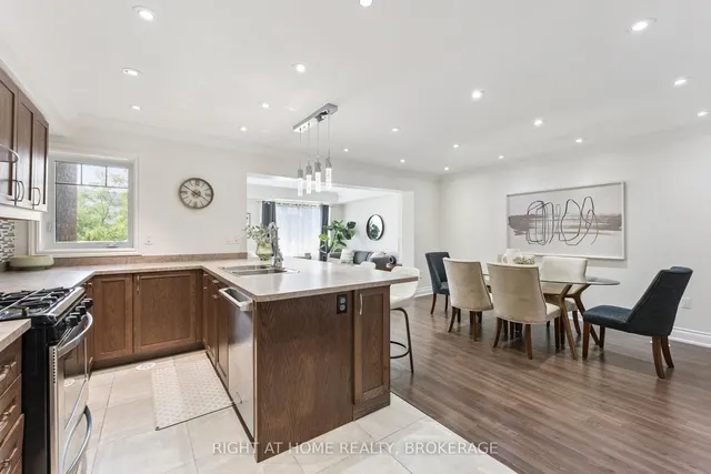 Additional image 20 of 1137 Duignan Cres