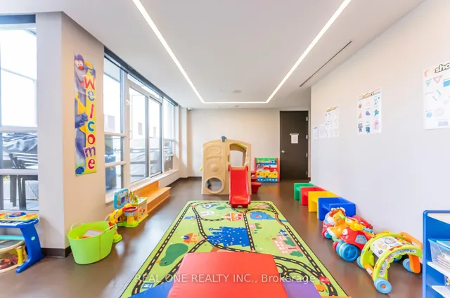 Additional image 40 of 36 Park Lawn Rd Unit 2708