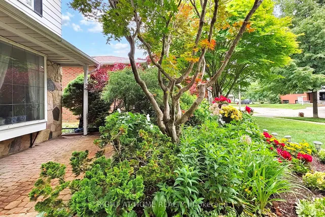 Additional image 6 of 1924 Steepbank Cres