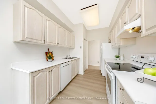 Additional image 24 of 100 Millside Dr Unit SS01