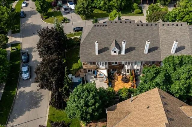 Additional image 44 of 90 Waterford Cres