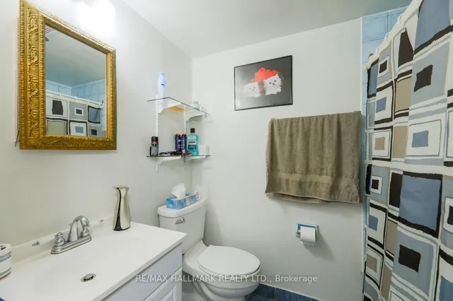 Additional image 18 of 118 Newport Ave