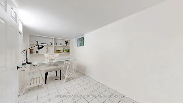 Additional image 38 of 253 Fulton Ave