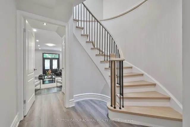 Additional image 30 of 528 Douglas Ave