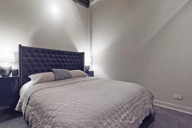 Additional image 17 of 43 Hanna Ave Unit 125