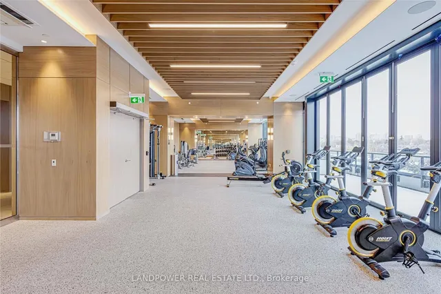 Additional image 7 of 585 Bloor St Unit 415