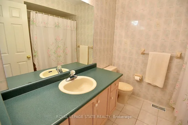 Additional image 28 of 13 Chianti Cres