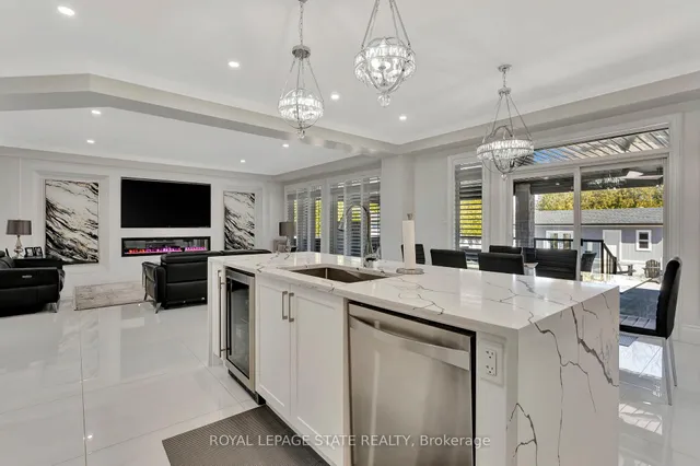 Additional image 15 of 7 Bernini Crt