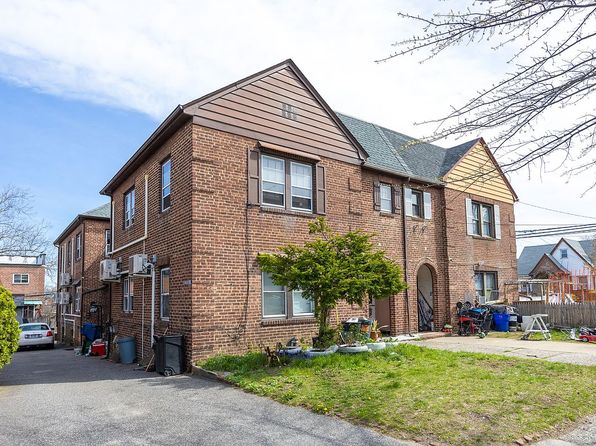 154-39 64th Ave, Flushing, NY 11367