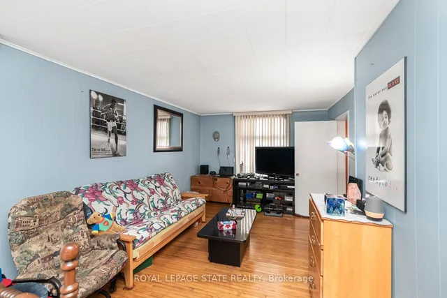 Additional image 7 of 44 Arthur Ave