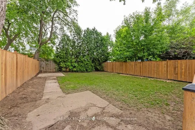 Additional image 29 of 272 East 15th St