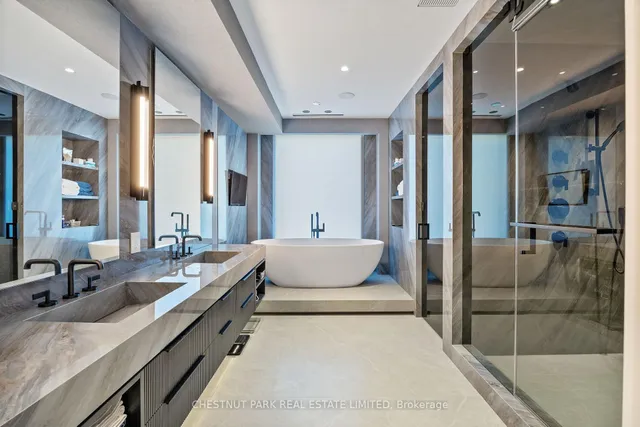 Additional image 28 of 113 Dupont St Unit 201