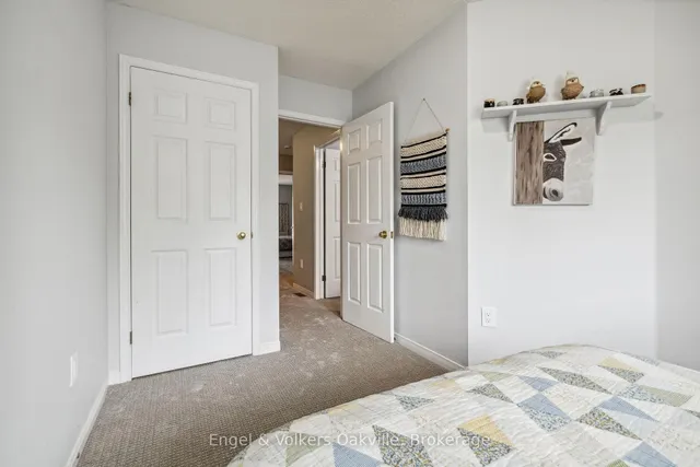 Additional image 27 of 2015 Cleaver Ave Unit 15