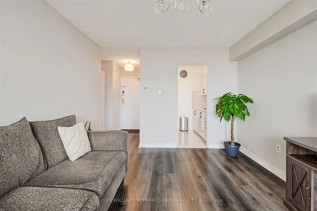 Additional image 8 of 940 Caledonia Rd Unit 611
