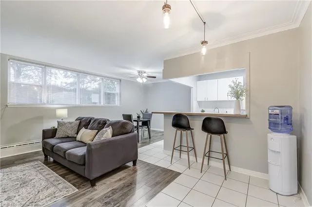 Additional image 7 of 2052 Courtland Dr Unit 104