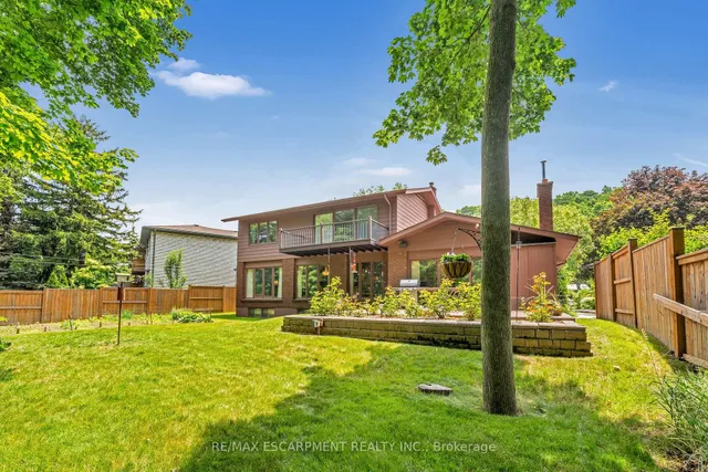 Additional image 43 of 13 LESLIE Dr