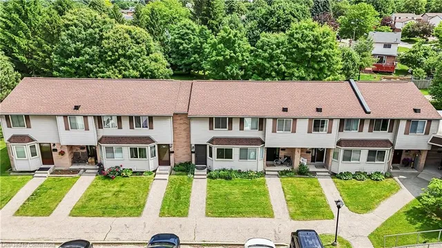 Additional image 31 of 750 Erinbrook Dr Unit 14