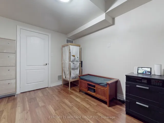 Additional image 43 of 127 Mill Rd