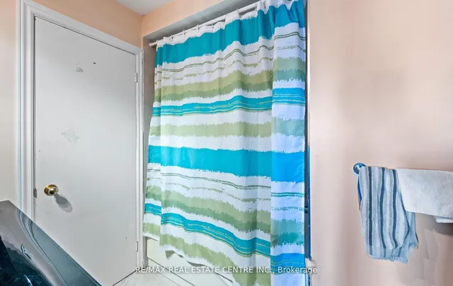 Additional image 33 of 750 Burnhamthorpe Rd Unit 35