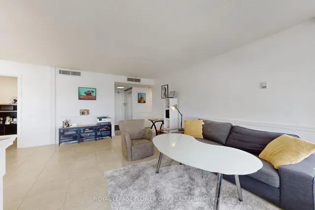 Additional image 11 of 1333 Bloor St Unit 1102