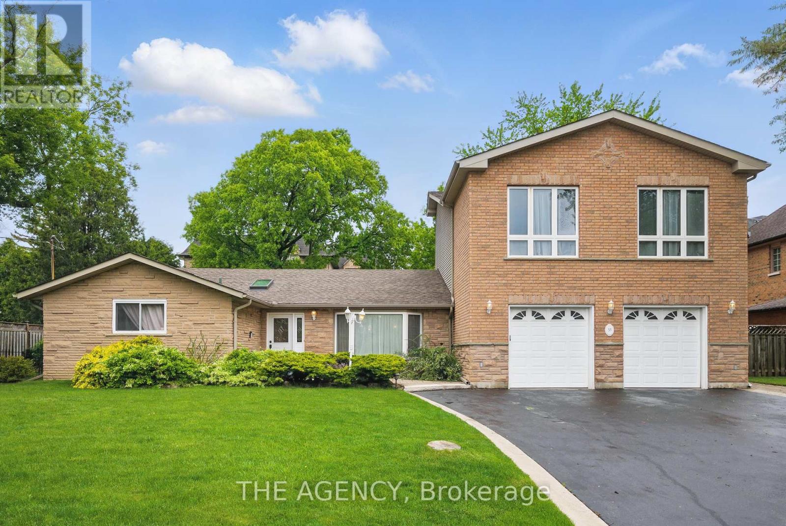 55 DENHAM DRIVE|Richmond Hill (South Richvale), Ontario L4C6H8