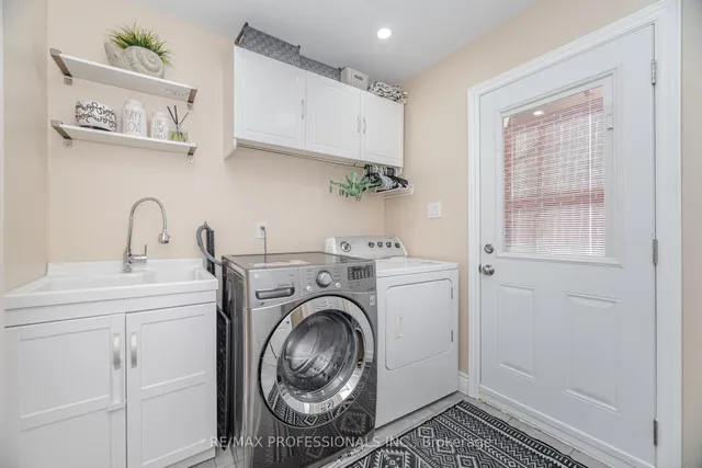 Additional image 20 of 100 Tanager Sq