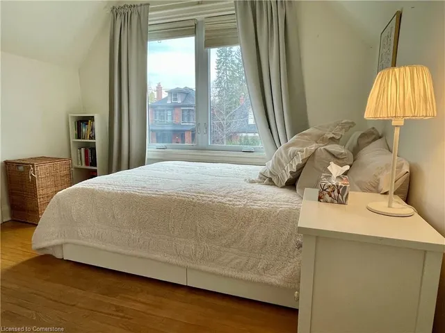 Additional image 18 of 65 Hyde Park Ave