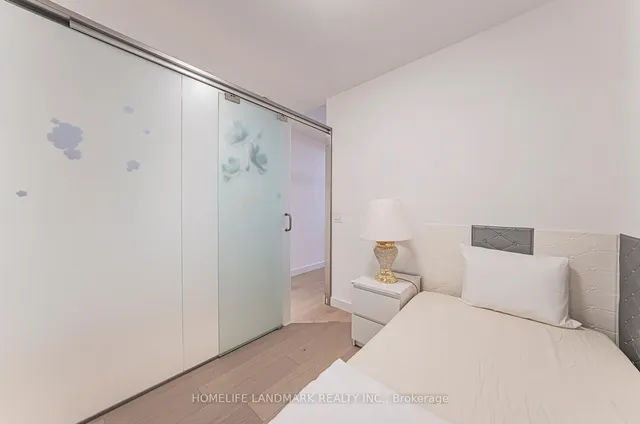 Additional image 13 of 81 Wellesley St Unit 307