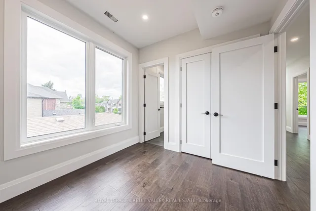 Additional image 31 of 18 Bellman Ave