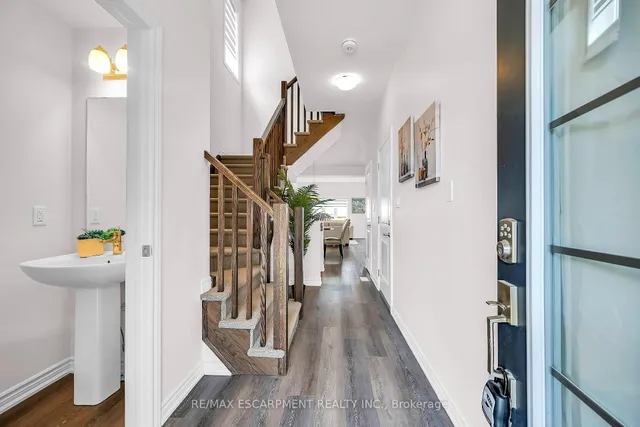 Additional image 5 of 61 SOHO St Unit 13